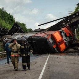 Поездную бригаду, пострадавшую на мосту в Курской области, представят к наградам