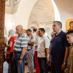 Александр Хинштейн поздравил курян с Троицей Александр Хинштейн поздравил курян с Троицей