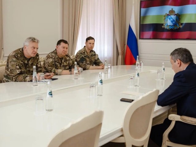 Александр Хинштейн обсудил правовую поддержку Курской области