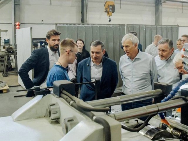 Курская область получила 2,4 млрд рублей помощи на развитие промышленности