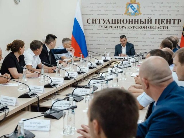 Александр Хинштейн встретился с предпринимателями – финалистами грантового конкурса