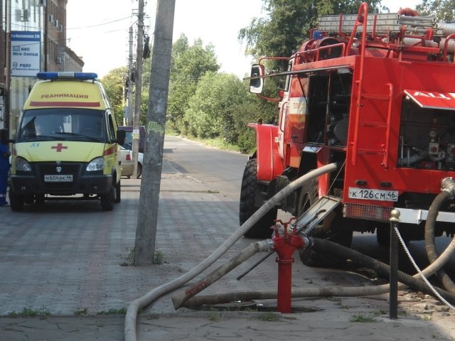 В Курском районе потушили горящий «УАЗ»