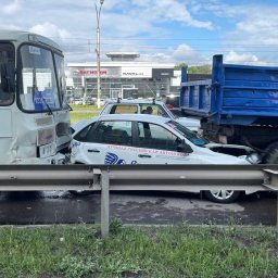 В Курске произошло массовое ДТП на Энгельса