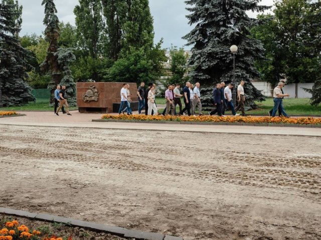 В Курске ремонтируют мемориалы, посвящённые Великой Отечественной войне