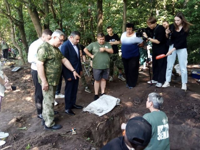 В Курске поисковиками обнаружены массовые захоронения времён Великой Отечественной войны